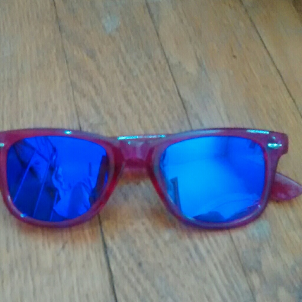 Fuchsia Sunglasses